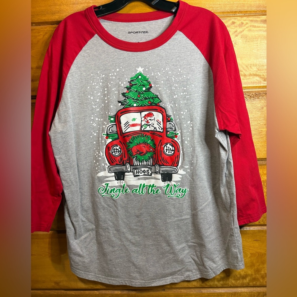 New Christmas Arkansas Razorback hog baseball style Red Gray Tee size medium